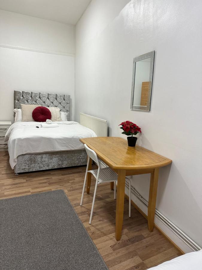 City Lodge Shadwell ロンドン エクステリア 写真